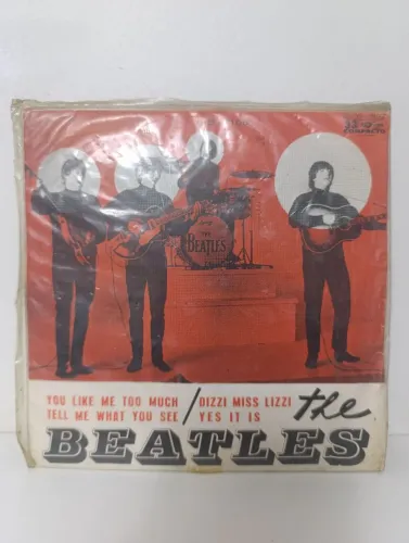 Beatles - Disco de vinil compacto You Like Me Too Much / Dizzy Miss Lizzy