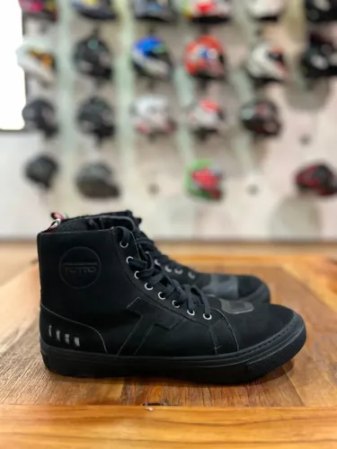 Bota Tutto Urban Em Couro Cor Preta - Tamanho 44 Br