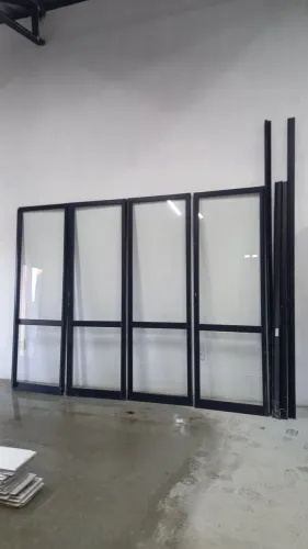 Portas de Vidro para Área Externa