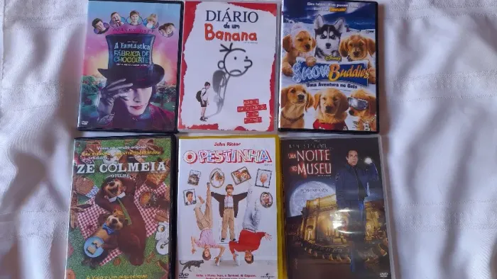 lote com 10 filmes infantis em dvd. 