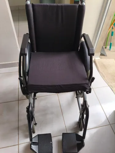 Cadeira de rodas KE - Ortobrás