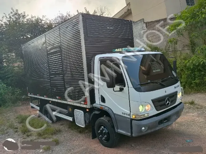 MB ACCELO 1016 ANO 2013 BAU 5.50M