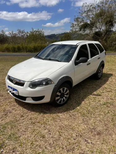 Fiat Palio Weekend Trekking 1.6 Flex 16V 5P 2013