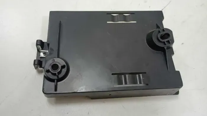 Moldura Caixa De Fusível Renault Logan 1.0 3cc 2017