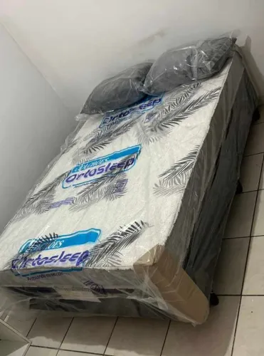 Cama casal disponível 