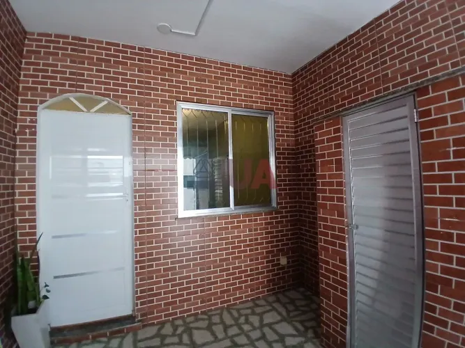 CASA 2 QUARTOS EM CONDOMÍNIO NO PONTO CHIC - NOVA IGUAÇU