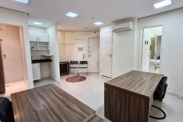 Sala Comercial Mobiliada e Pronta para Mudar na Água Fria 38m²