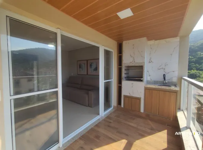 Apartamento à venda em Ubatuba, Toninhas, com 3 quartos, 106m²