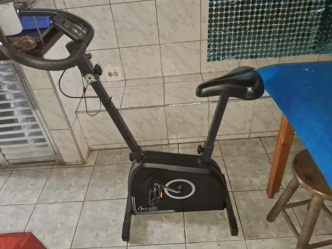 Bicicleta Ergometrica Vertical