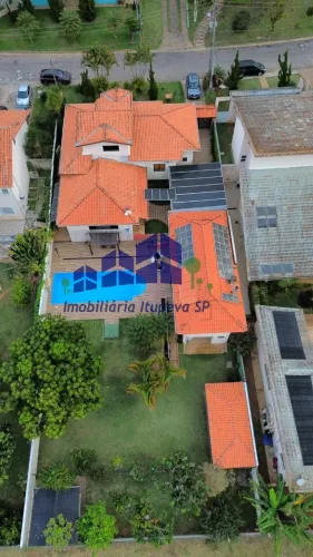 Casa em Condomínio - 4 quartos, 1 suíte, 3 salas, 3 banheiros, 4 vagas - Itupeva-SP, Villa