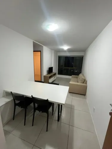 Imóvel para aluguel possui 55 metros quadrados com 2 quartos em Boa Viagem - Recife - PE