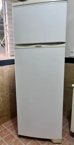 Vende-se geladeira e fogão 