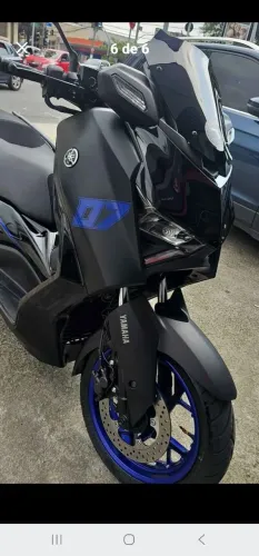 X MAX 300