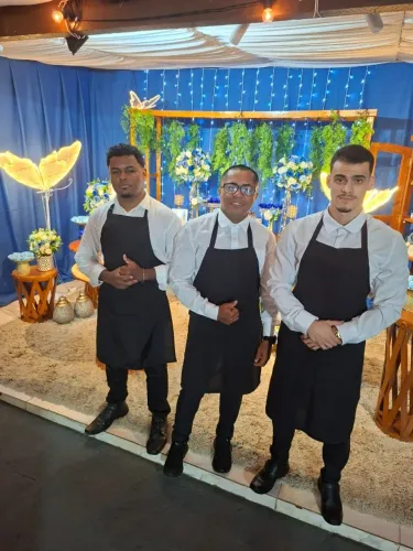 GARÇOM E BARMAN -ORÇAMENTO SOMENTE ZAP  >71) 9_9_2_3_2-5_3_0_1