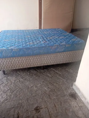 Colchão Queen D33 350,00