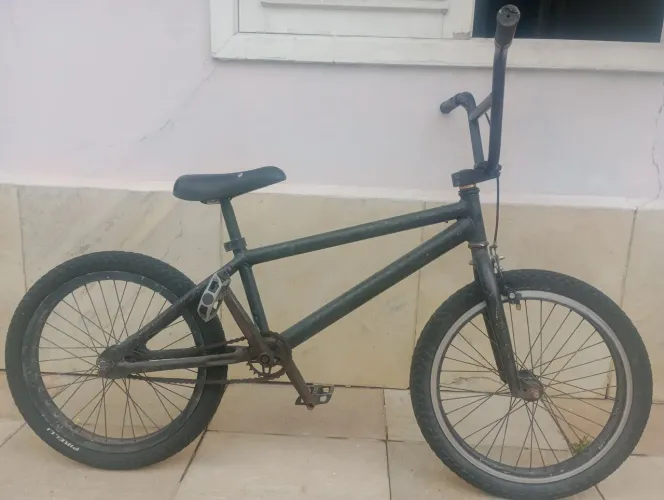Bicicleta BMX aro 16 em bom estado 