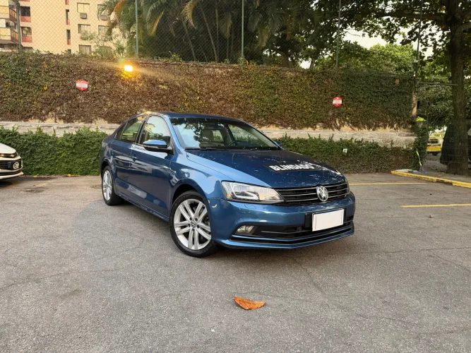Volkswagen Jetta Highline 2.0 TSI 16V 4P Tiptronic 2016