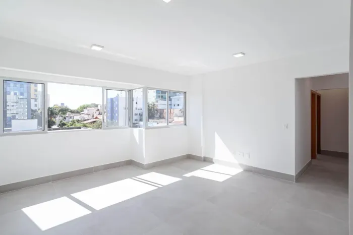 Apartamento à Venda - Liberdade, 3 Quartos, 85 m2