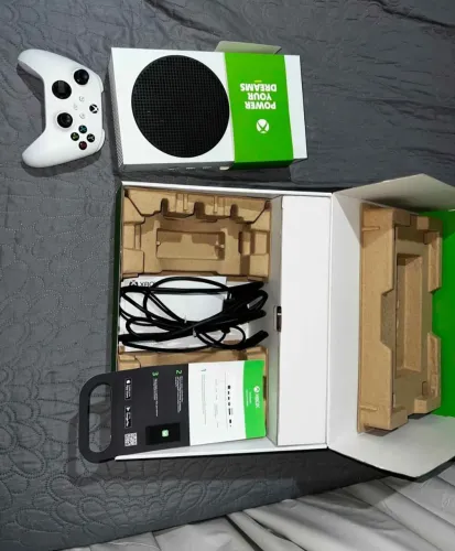Xbox série s novo na caixa