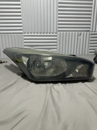 PAR DE FAROL ORIGINAL HB20