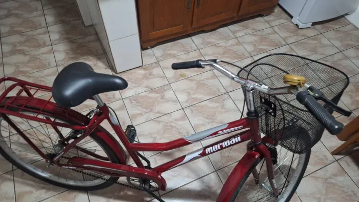 Vendo uma bicicleta nova