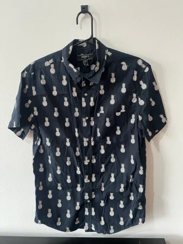 camisa abacaxi forever 21 XP