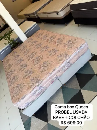 Cama box QUEEN USADO COM COLCHÃO