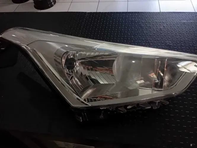 FAROL CRETA L.D 17/21