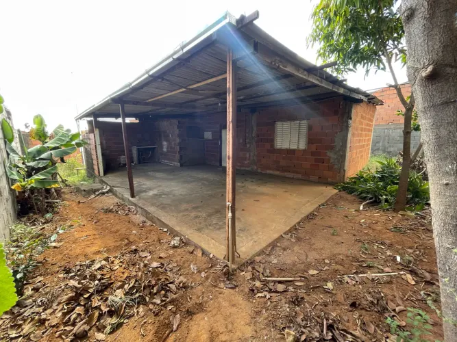 Venda / Aceita Troca: Imóvel Casa/Terreno