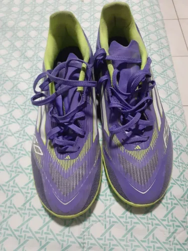 chuteira ADIDAS  37/38 
