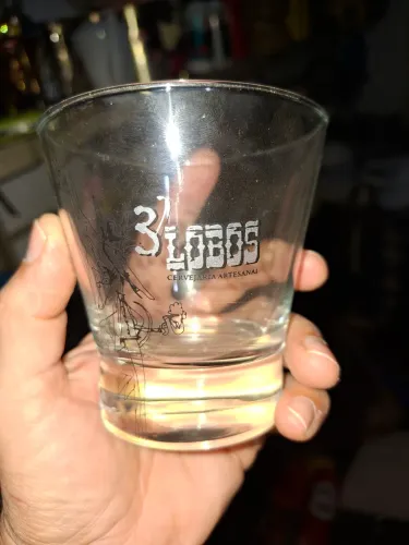 Copo whisky antigo "3 lobos"