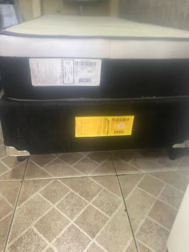 Cama solteiro box com base + colchão 140,