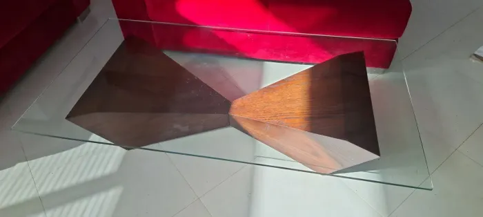 Mesa de centro de vidro