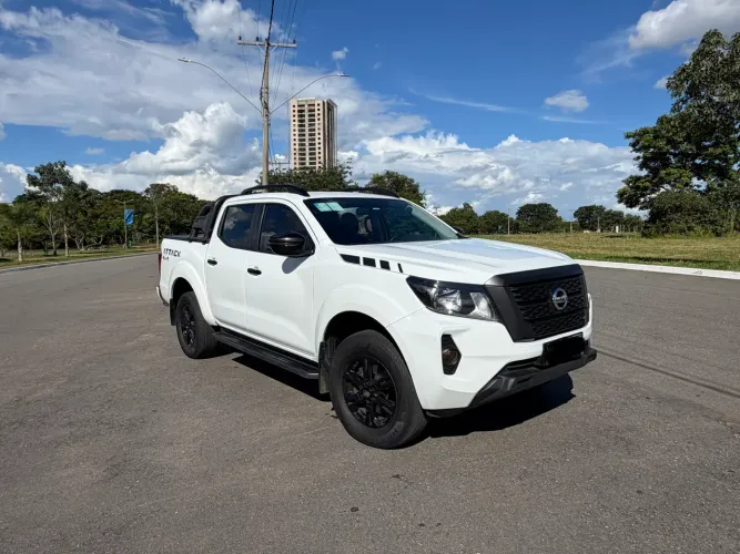 Nissan Frontier Attac.cd 4X4 2.3 Bi-TB Die. AUT 2023