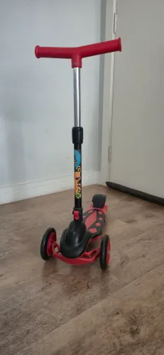Patinete Infantil Super Novo, Conservado e Preço Abaixo Vender Rápido Devido a Mudança!