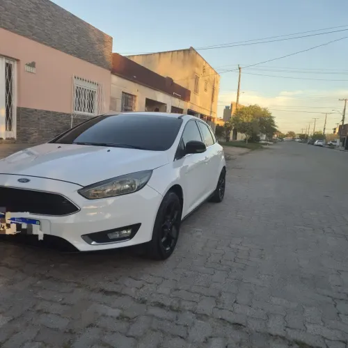 Ford Focus 1.6 S/se/se Plus Flex 8v/16v 5P 2017