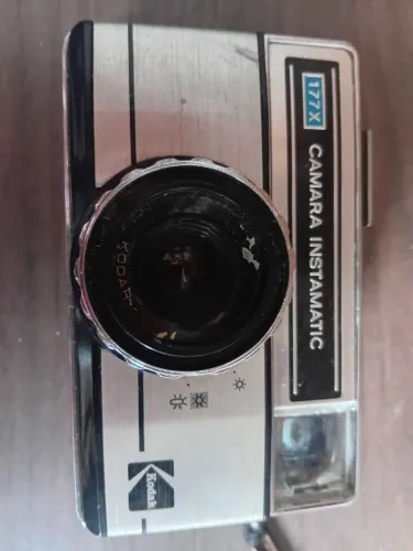 Câmera Kodak 177x instamatic