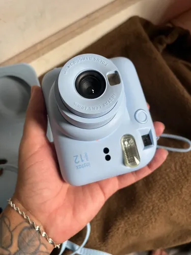 Câmera instantânea Fujifilm Instax Mini 12 Azul bebê