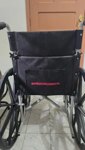 Cadeira de rodas em execelente estado