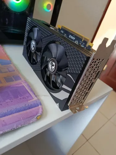 Rx 580 2048sp soyo (com defeito)