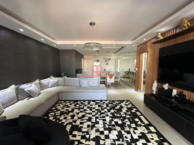 Apartamento à Venda em Vila Guilhermina, Praia Grande - SP Todo Mobiliado.