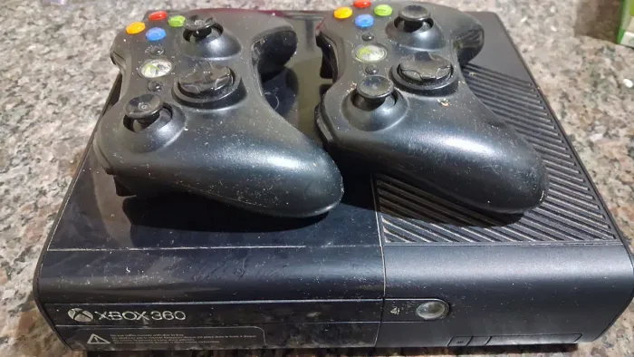 Kit Xbox + Jogos Originais