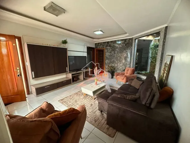 Casa com 3 dormitórios à venda, 200 m² por R$ 750.000,00 - Lagoa - Porto Velho/RO