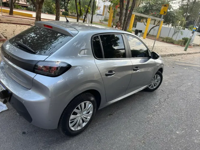 Peugeot 208 Like 1.0 Flex 6V 5P Mec. 2023