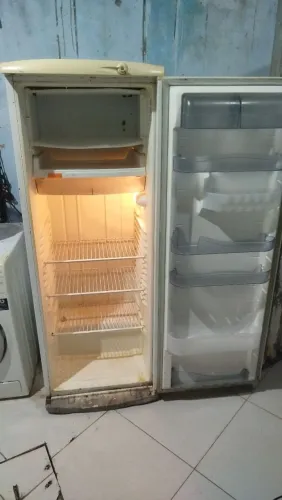 Geladeira pra vender funcionando perfeitamente