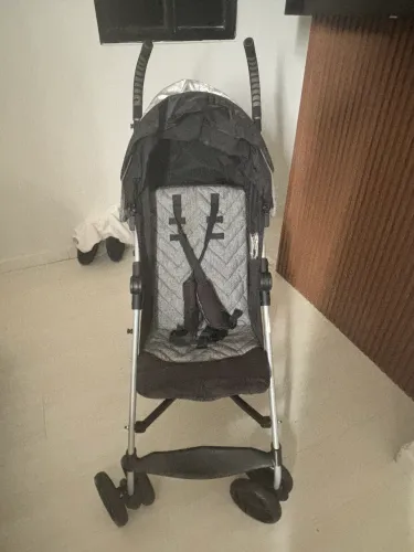 Carrinho de bebê / criança