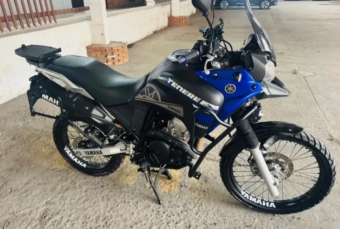Tenere 250