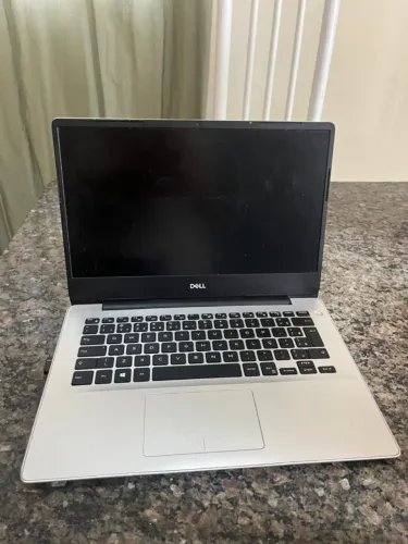 Dell Inspiron 5480 i5.