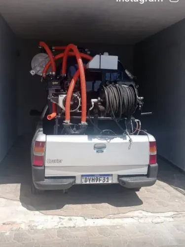 Vende-se desentupidora