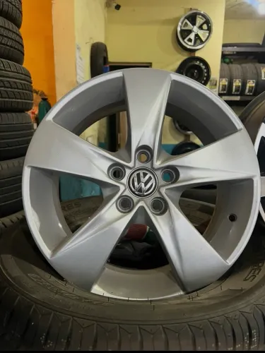 Kit 4 Rodas Aro 15 Vw Fox Polo Rock In Rio 5x100 +bicos